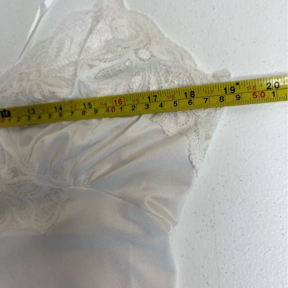 Vintage 60s 70s Shadowline White Lace Full Slip Adjustable Strap Women Size 36 - Picture 11 of 14